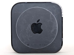 Apple TV (3rd generation, Early 2012) FHD Media Streamer w/ Remote & Power Cord