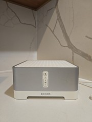 Sonos Connect:Amp Digital Media Streamer – White/Gray