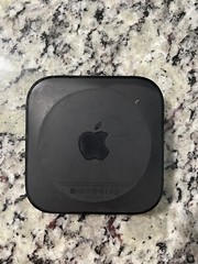 Apple TV (2nd Generation) 8GB Media Streamer – A1378
