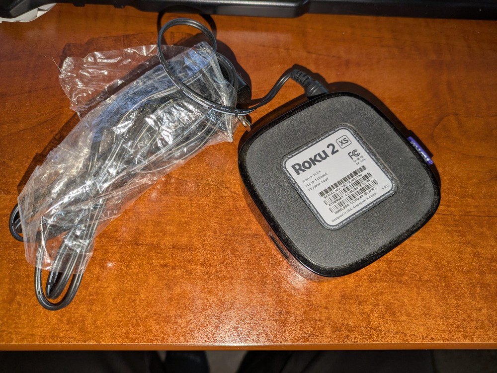 Roku 2 XS (2nd Generation) Media Streamer 3100X – Black – W/ Power SupplyAdapter