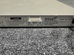 D-Link DSM-320 Media Player Wireless Digital Media Streamer No Antenna
