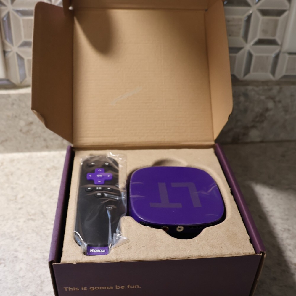 Roku LT Media Streamer 2450D With Remote New Condition