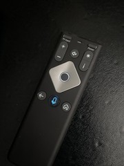 Xfinity XiOne-SC(B) Streaming Device TV Box w/ Power & Remote Turns on UNTESTED