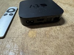 apple tv 1st generation black with remote