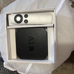 Apple TV HD 4th Generation 32GB Media Streamer 1080p A1625 Tested + Remote