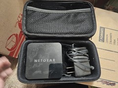 NetGear NTV300 HD Media Streaming Player  with Charger and case. UNTESTED