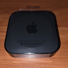 Apple TV A1469/A1427 3rd Gen 8GB 1080P HD Media Streaming Player MD199LL/A