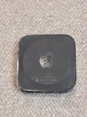 Apple TV (2nd Generation) 8GB Media Streamer – A1378 No Remote
