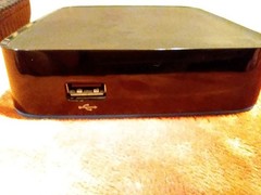 WD TV Play Media Streamer C2H With AC Adapter & Remote