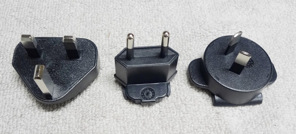 NEW Logitech Squeezebox RADIO Power Plugs (UK,EU, AU) -No USA AC Adapter