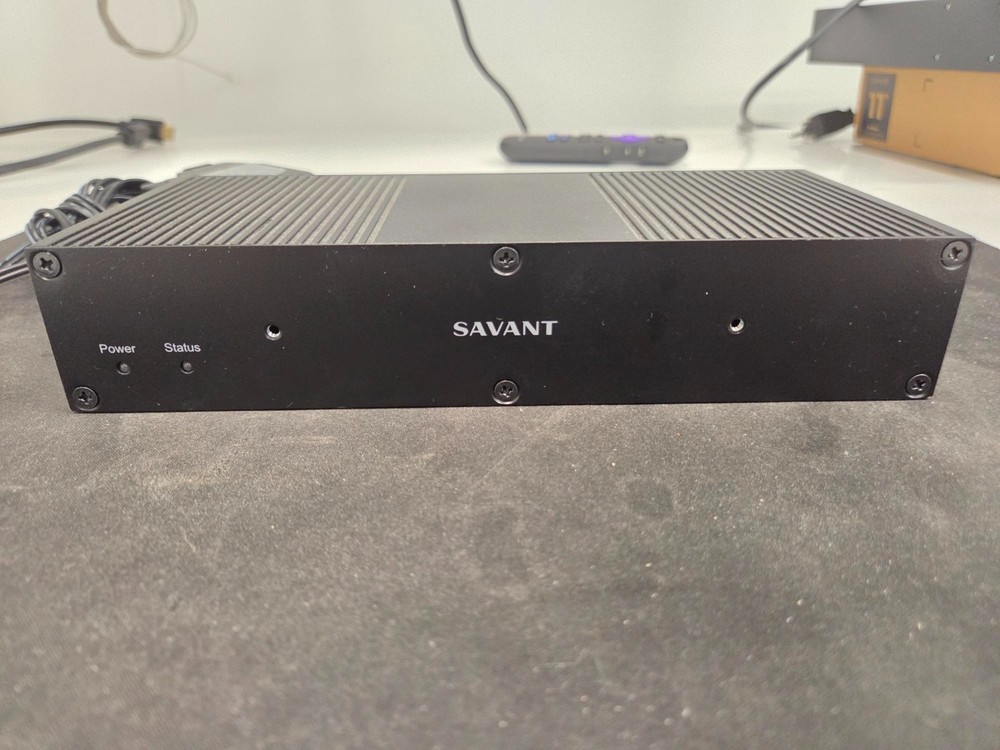 Savant PAV-SMS2001-00 REV 09 Audio Music Server – Adapter cord included!