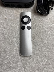 Apple A1469 HD Digital Media Streamer – Black (3rd Generation)