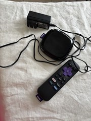Roku 1 (2710X) Digital Media Streamer + Original Remote & AC Adapter Bundle
