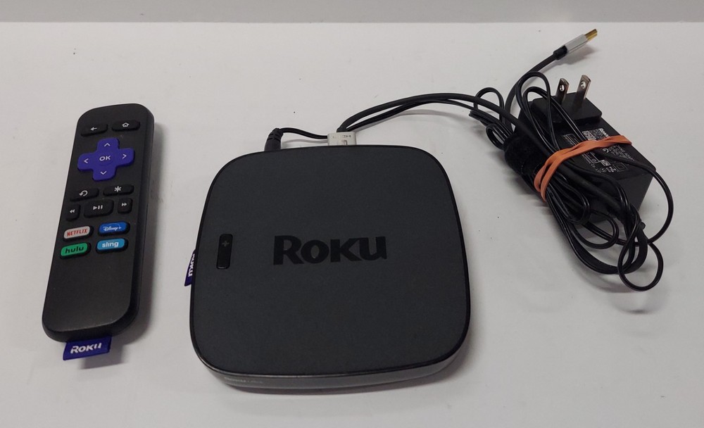 Roku Ultra 4660×2 Unit with Remote Control – Power Supply – Cable / Complete
