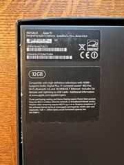 Apple TV 4th Generation HD Media Streamer (A1625, 32GB) MGY52LL/A Silver Remote