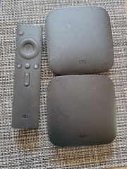 2 Xiaomi Mi Box MDZ-16-AB Android TV 4K – 1 REMOTE