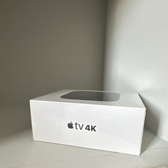 Apple TV 4K HDR 32GB 1st Gen Wi-Fi Media Streamer MQD22LL/A A1842