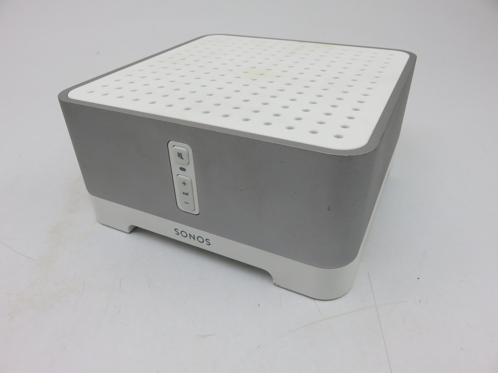 Sonos CTAZPUS1 Connect:AMP Wireless Digital Media Streaming Amplifier with Mount
