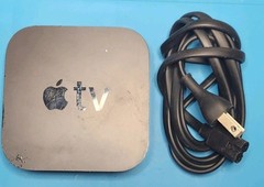 Apple TV 4th Generation A1625 32GB HD Media Streamer MGY52LL/A
