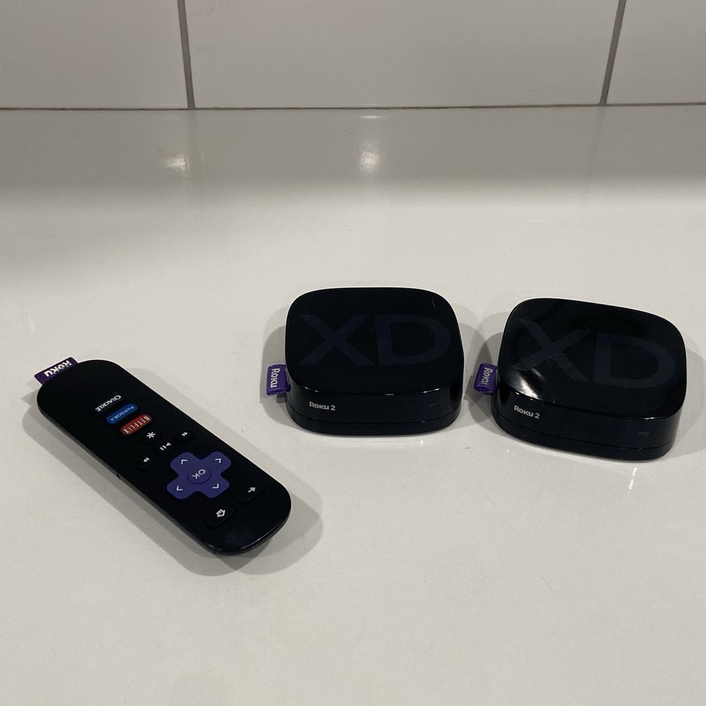 Bundle of Two Roku 2 3050X Streaming Devices with Remote – Untested for Parts