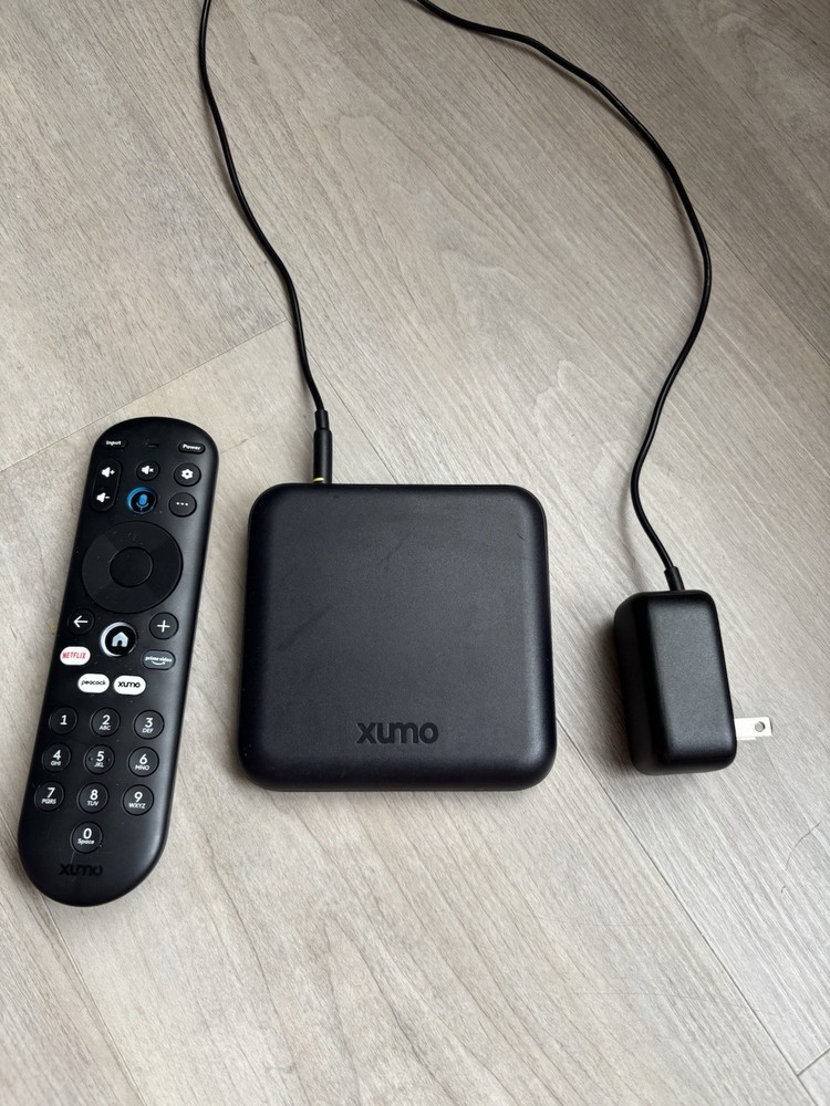 Xumo SCXI11BEI XiOne-SC(B) Stream Box 4K Ultra HD Streaming W/ POWER SUPPLY