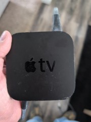 Apple TV 3rd Generation + Power Cords & Remote