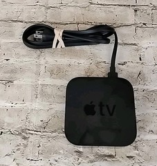 Apple TV HD 4th Gen A1625 MR912LL/A 2GB RAM 32GB w/Power Cord~Working
