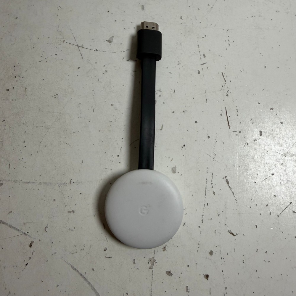 Google Chromecast 2nd Gen NC2-6A5 White Gray Digital Media Streaming Device