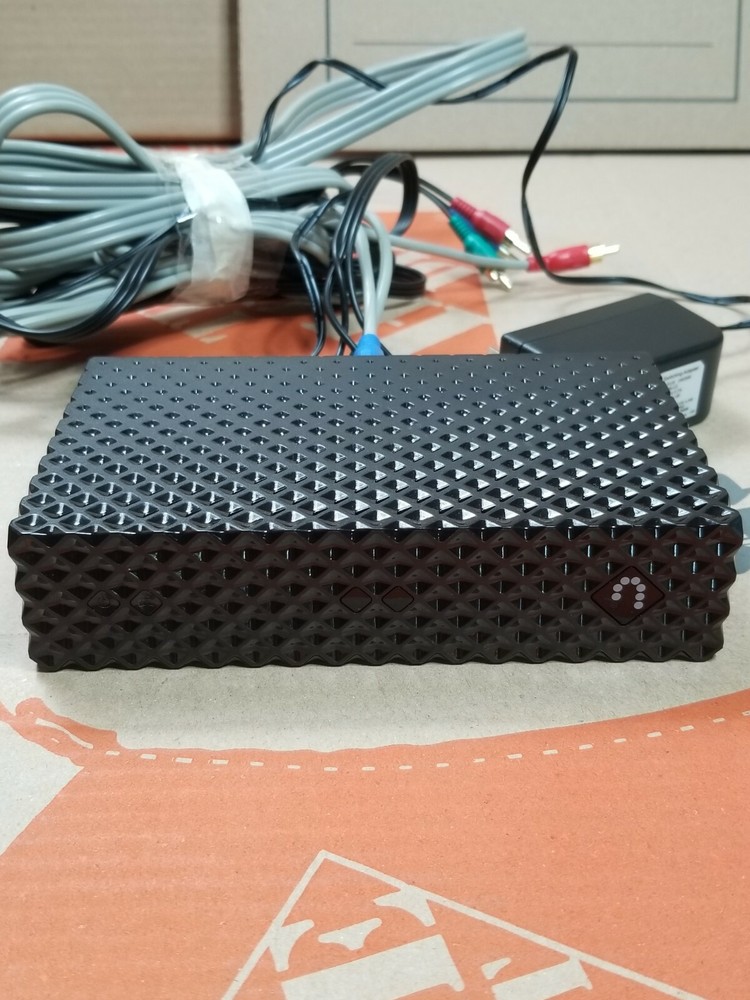 Sling Media Slingbox SB350 Digital HD Media Streamer cables included
