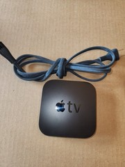 Apple TV 3rd Generation Model A1469 – Complete with Remote & Power Cord