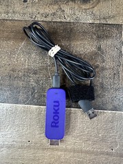 Roku 3500X Black Purple 2nd Generation HDMI Streaming Stick. Tested. Complete