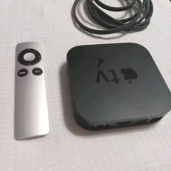 Apple TV (3rd Generation) 1080P Media Streaming Player A1469/A1427 With Remote