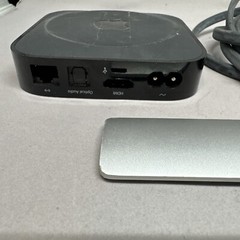 Apple TV 3rd Generation Model A1427 With Remote
