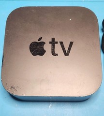 Apple TV 4th Generation A1625 32GB HD Media Streamer MGY52LL/A