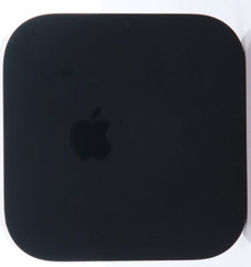 Apple TV A1378 2nd Generation Media Streamer With Remote & Power Cable