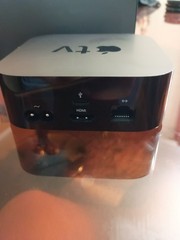 Apple TV Model 32GB A1625 w/ Box w/ Black Remote and Power Cord, Tested, Updated