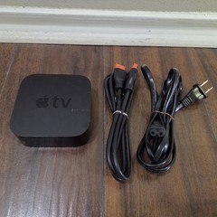Apple TV A1625 32GB 4th Gen HD Media Streamer Unit Only – W/HDMI & Power Cord