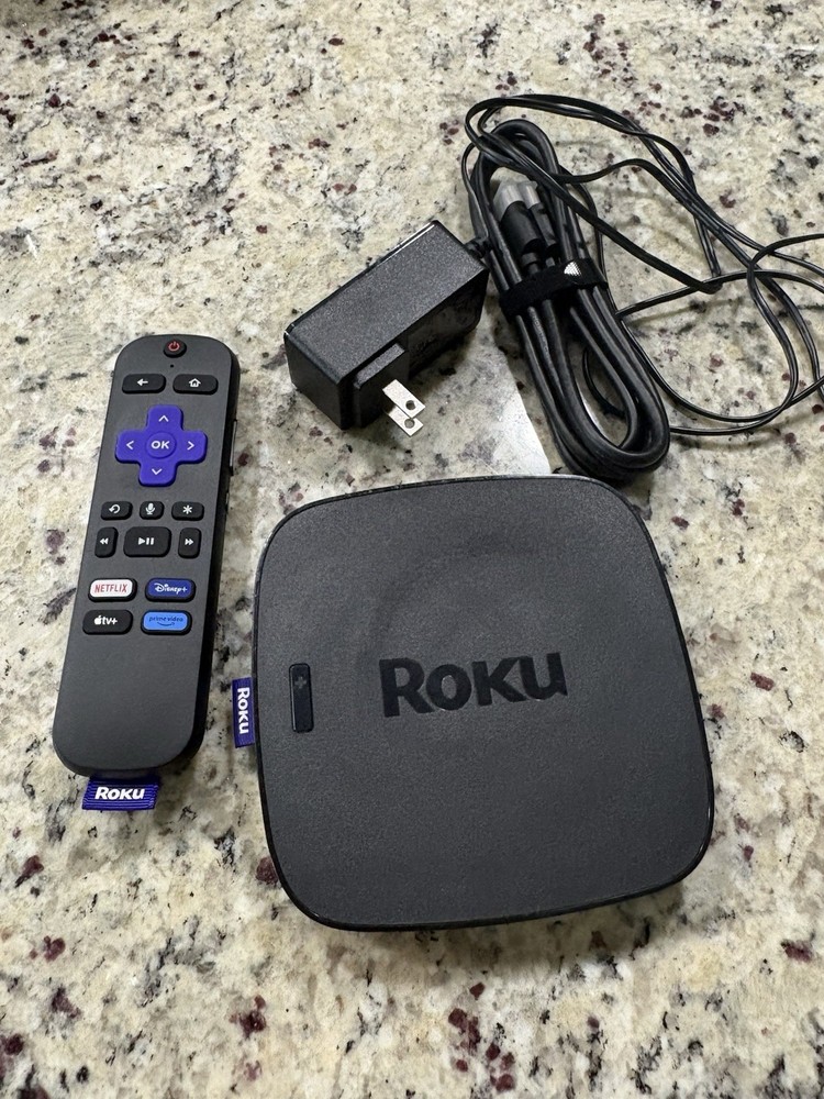Roku Ultra Streaming Player With Remote & Cords Model 4670X Preowned Working