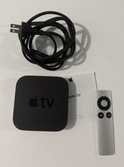 Apple TV (3rd Gen) Model A1469 w/ Remote & Power Cable