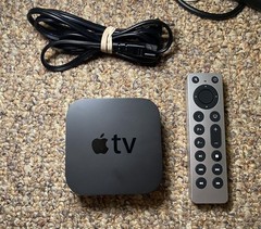 Apple TV HD (4th generation 1080p) 32Gb A1625 MGY52LL/A /w remote + cable