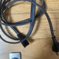 Apple TV 3rd Generation 8GB HD Media Streamer A1469 Plus Optical Cable