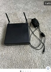 Linksys DMA2100 Digital HD Media Streamer Extender