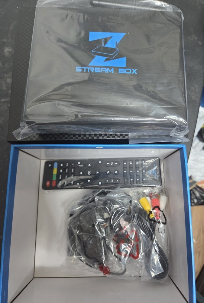 Z Stream Box Android TV 2GB RAM Quad Core CPU New