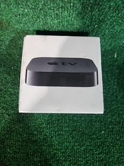 Apple TV Model A1427 HDMI Cable Original Box Mint Light Use
