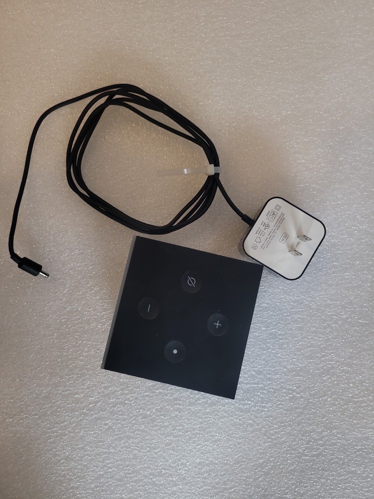 Amazon Fire TV Cube EX69VW 4K HD Streaming Media Player W Alexa CUBE And PLUG