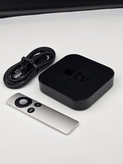 Apple TV 3rd Gen A1427, 1080p HD Streaming Media Player