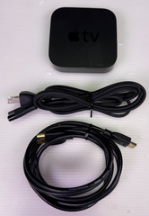 Apple TV 2 2nd Generation A1378 MC572LL/A Streaming Media Player HDMI & AC Cord