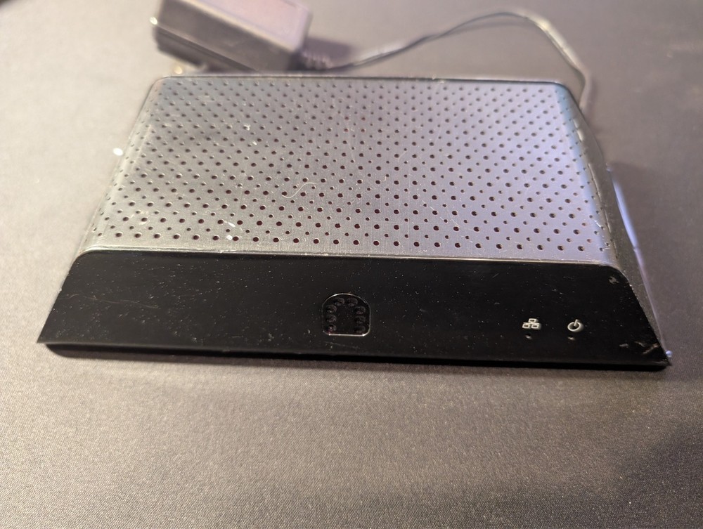 Slingbox Sling Media SB260-XXX Digital Media TV Streaming Box W Adapter