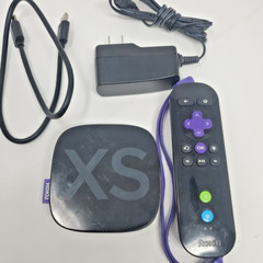 Roku 2 XS 3100x Streaming Player, Black, W/Remote/Wrist Strap/AC Adapter TESTED