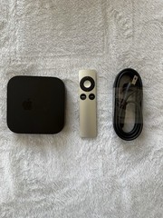 Apple TV 4K 32GB 4K HDR Media Streamer MQD22LL/A A1842 with Siri Remote